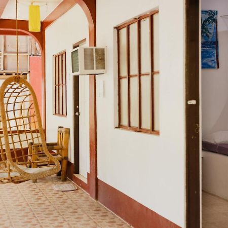 Puerto Galera Hostel Luaran gambar