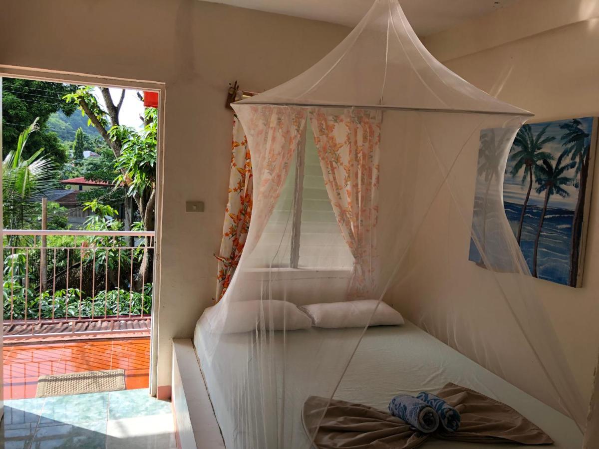 Puerto Galera Hostel Luaran gambar