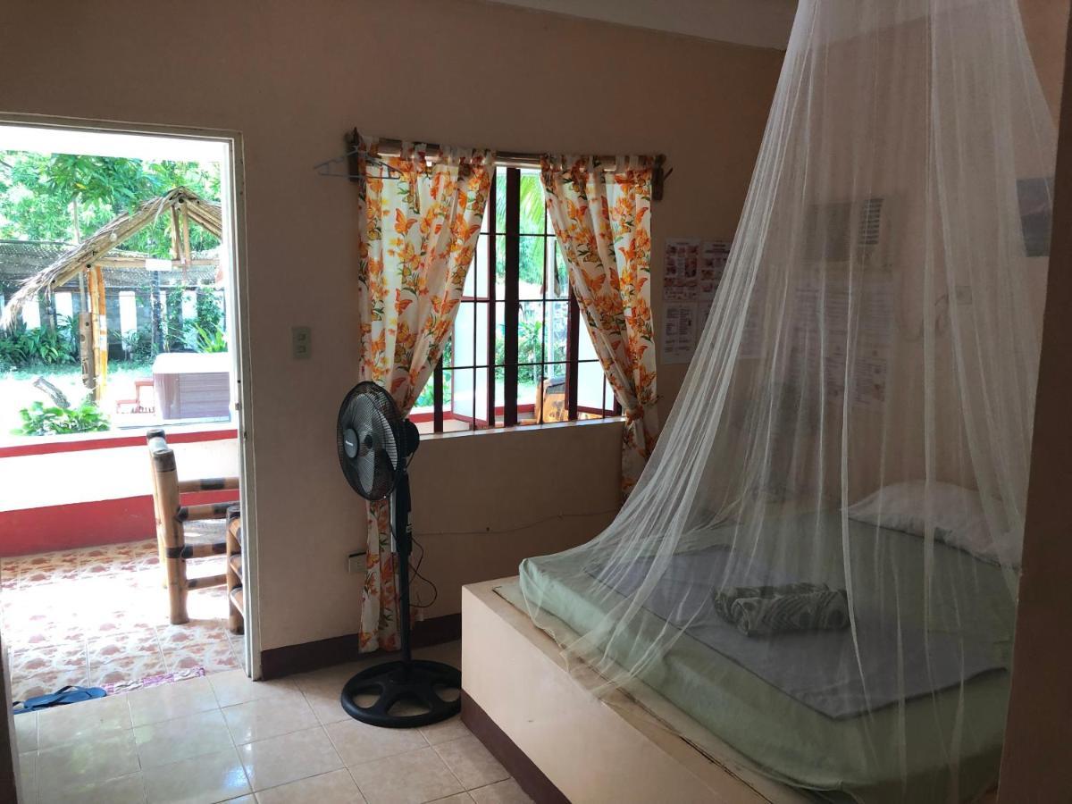 Puerto Galera Hostel Luaran gambar