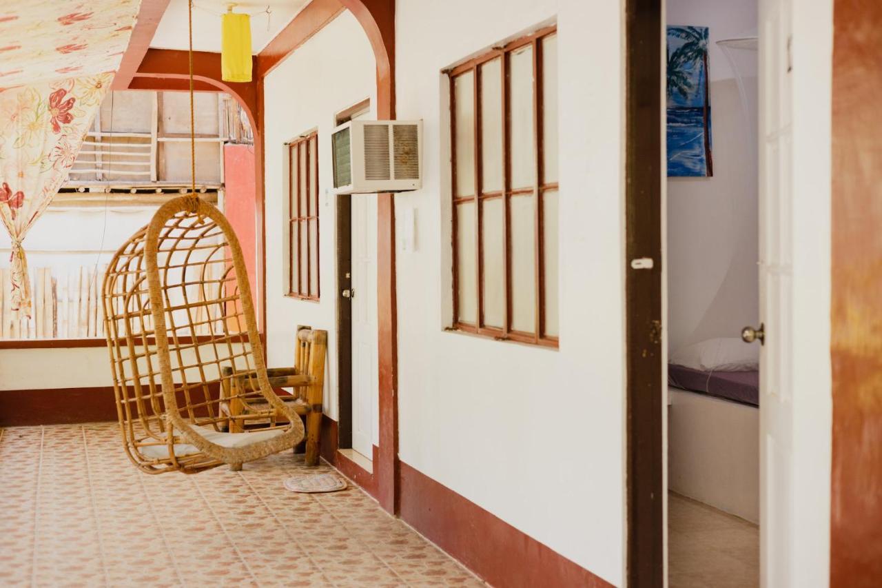 Puerto Galera Hostel Luaran gambar